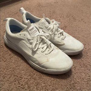 Vans Ultrarange Exo All White